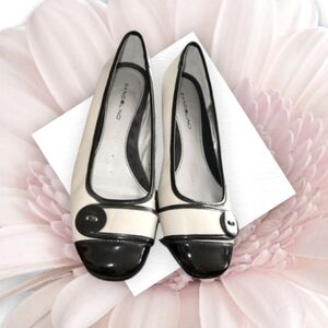 Bandolino Black & Cream Genuine Leather Shoe Minimal Heel Button Patent Size 6M